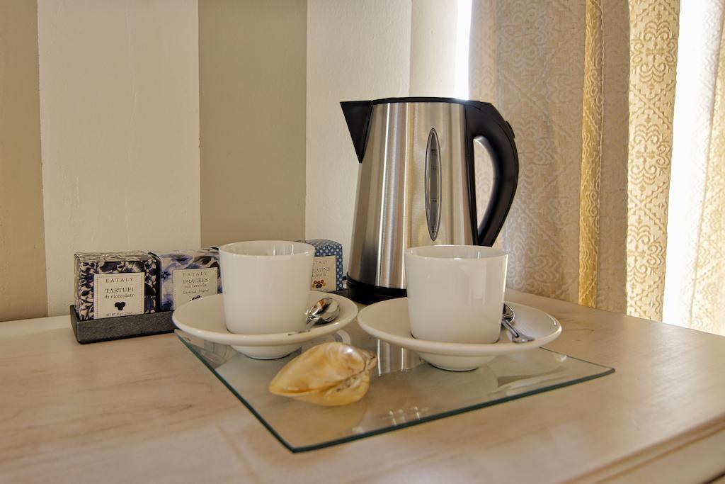Domus Corallia-Luxury Rooms Porto Rotondo Quarto foto